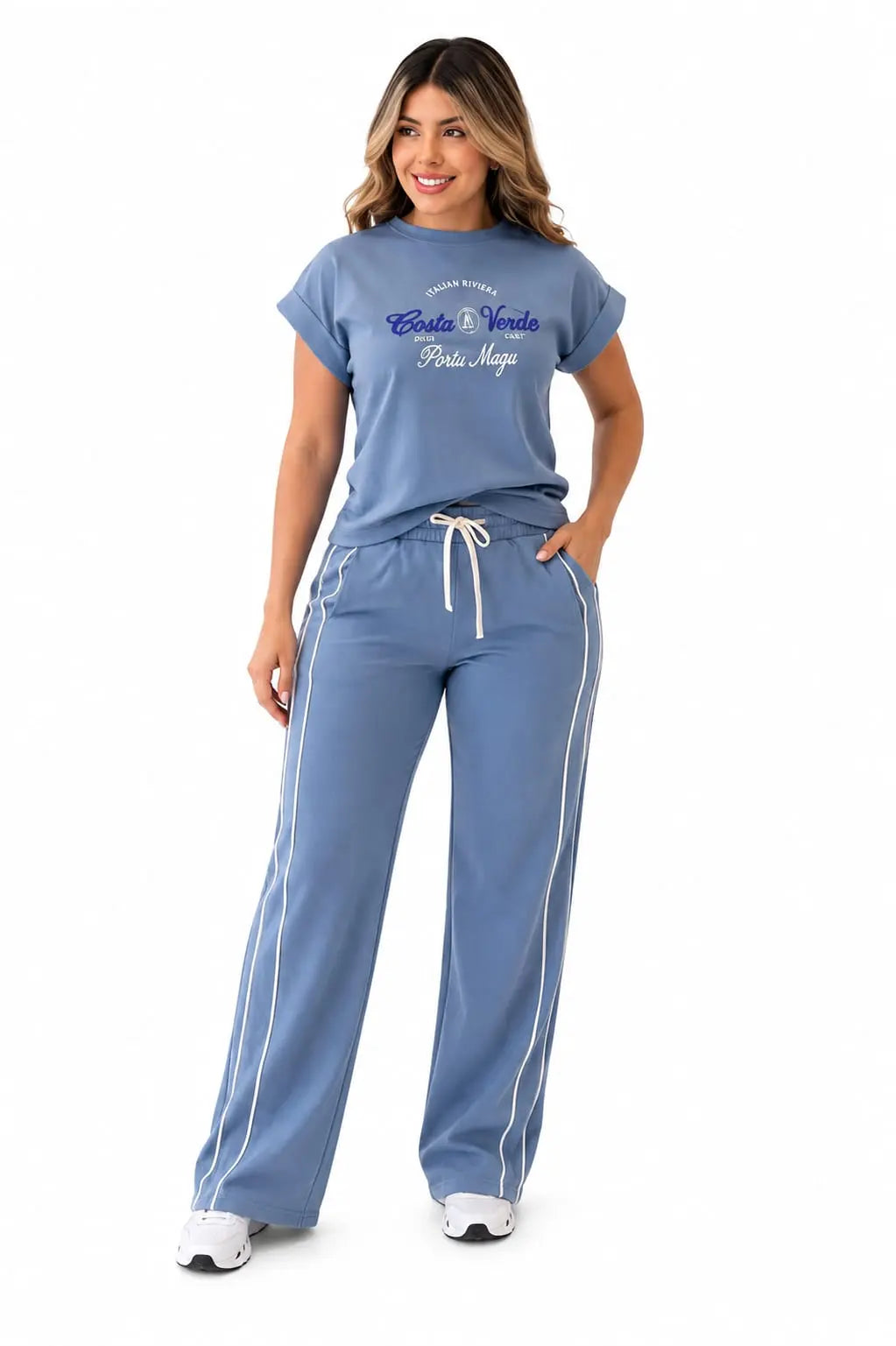 Conjunto Deportivo Dama · Camiseta Estampada