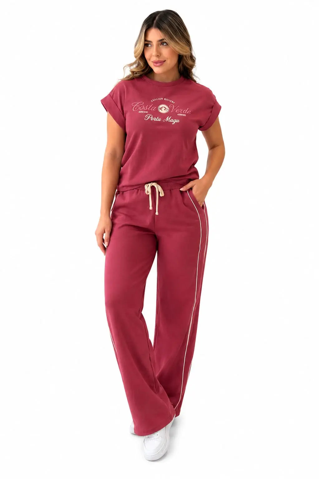 Conjunto Deportivo Dama · Camiseta Estampada