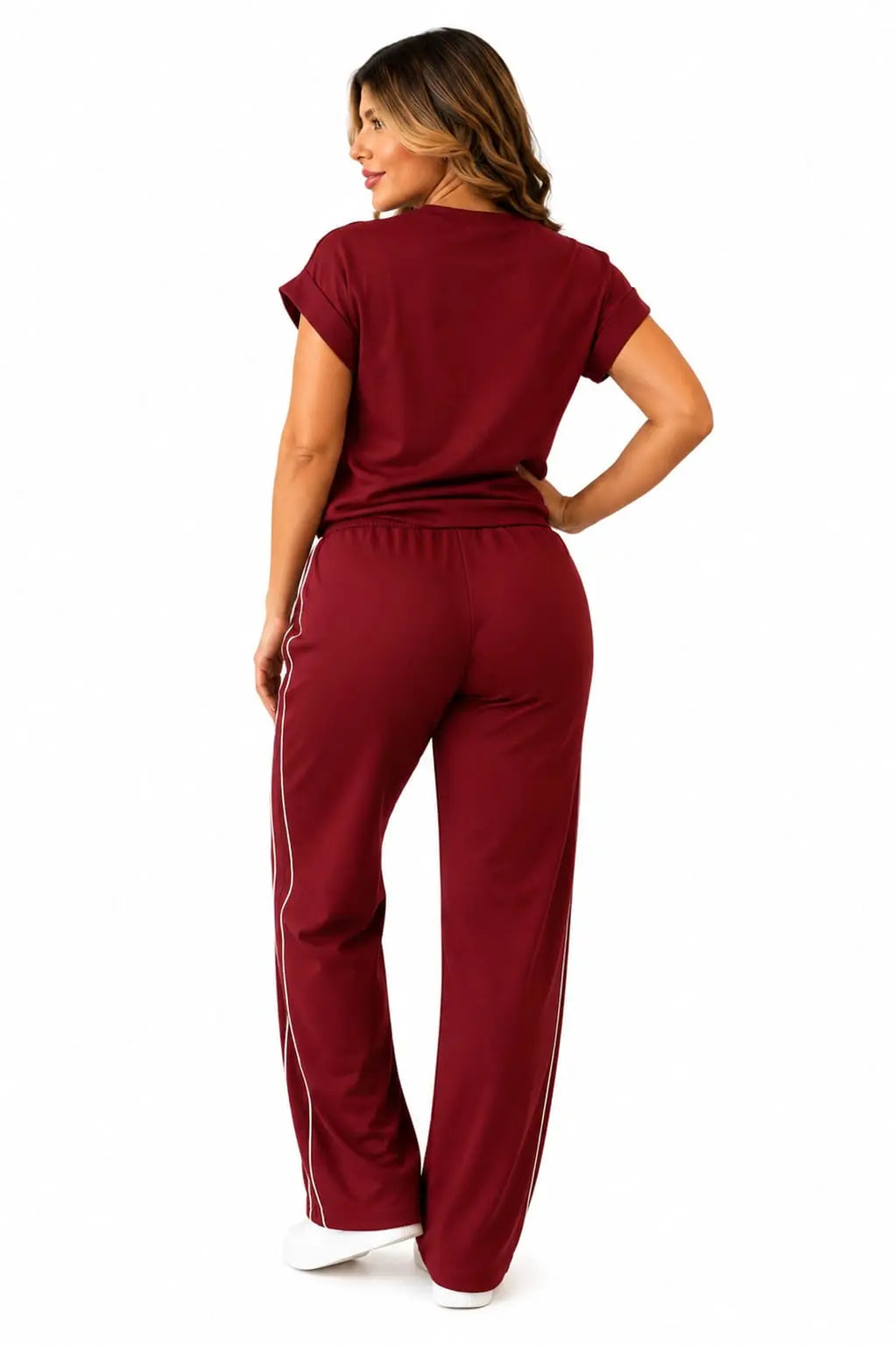 Conjunto Deportivo Dama · Camiseta Estampada